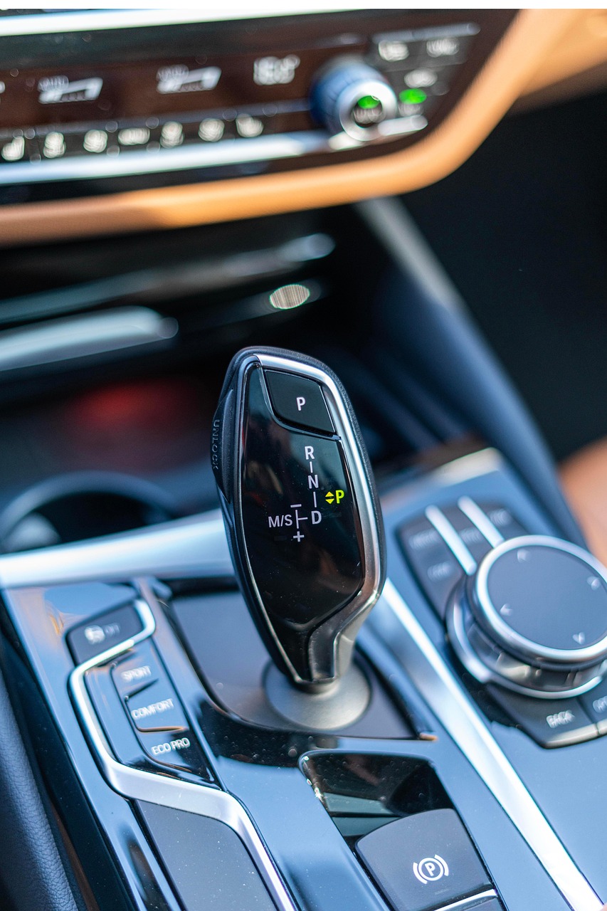 Mastering the First Impression: Your intriguing post title goes here gearstick, car wallpapers, car, vehicle, auto, fast, automatic, german, bmw, premium, sale, sell, modern, m-performance, power